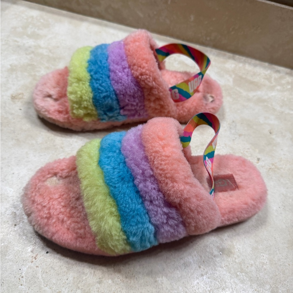 Girls Fluff Yeah UGG slides 5